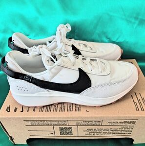 Wmns Nike Waffle "Sail Black" Size 8.5